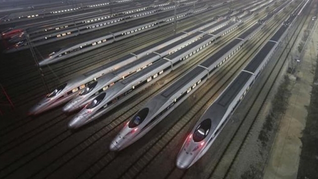 Çin saatte 600 km hıza ulaşan tren üretti