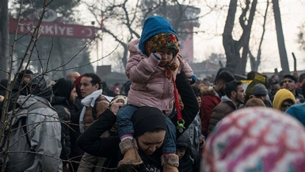 Yunanistan AB'den yardım istedi: Türkiye göçmenleri geri almıyor