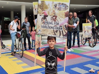 Avrupa’dan yükselen ses: Özgürce bisiklet sürmesi gereken çocuklar cezaevinde