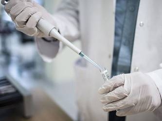 Hollanda ücretsiz hızlı koronavirüs test kiti dönemi