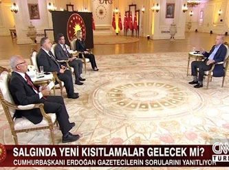 Erdoğan’a sufle veren Abdülkadir Selvi, soruların önceden yollandığını kabul etti