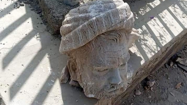 Taliban, Şii lider Abdül Ali Mazari'nin heykelini patlayıcılarla yıktı