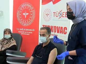 Turkovac aşısı insan kobaylara uygulanmaya başlandı