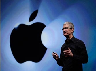 Apple 10 yıllık CEO'su Tim Cook'a 750 milyon dolarlık hisse hibe etti