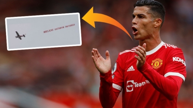 Sahaların yıldızı Ronaldo'ya gökyüzünde 'taciz' protestosu