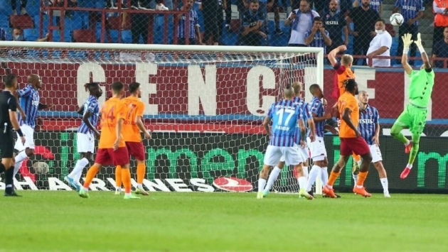 Trabzonspor-Galatasaray maçı nefes kesti: 2-2