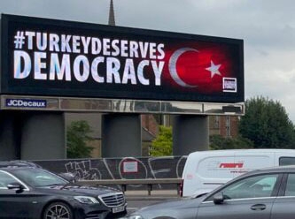 Demokrasi Günü’nde Londra’dan çağrı: Türkiye Demokrasiyi hak ediyor