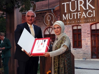 Emine Erdoğan'ın yemek tarifi kitabına devlet bütçesinden bir milyon harcanmış