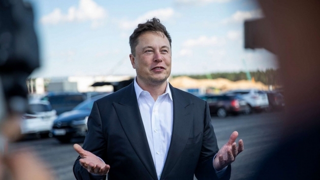 Tesla'dan 137 milyon dolar tazminat kazanan işçi: Elon Musk o fabrikayı temizle