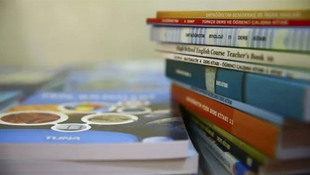 Ders kitapları yeniden ücretli olabilir: Yönetmelikte değişiklik yapıldı