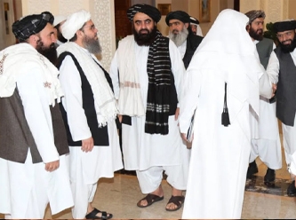 Taliban temsilcileri Moskova'da Lavrov'la görüştü