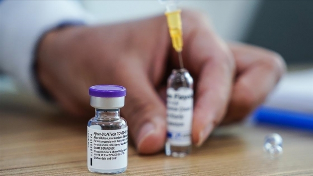 BioNTech aşısında üçüncü doz verileri: Olanla olmayan arasında ciddi fark var