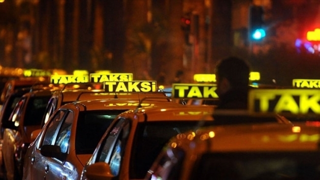 İmamoğlu, yeni sistemde taksi esnafına getirilecek iyileştirmeleri duyurdu