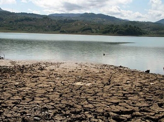 Türkiye'nin gölleri kuruyor: 'Göller çöl oldu'