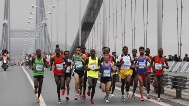 İstanbul Maratonu'nu erkeklerde Kiplangat, kadınlarda Jerotich kazandı