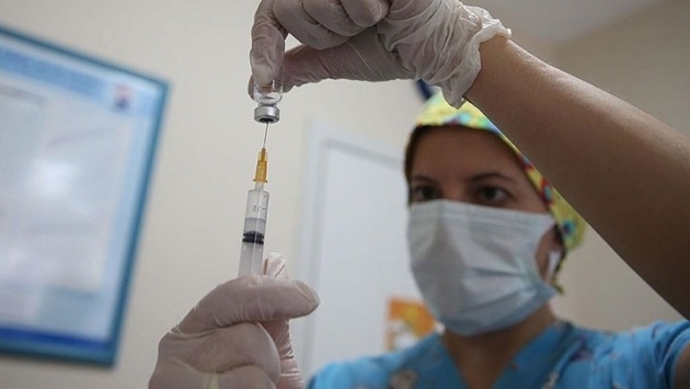 Bakan Koca: BioNTech olmuş 18 yaş üstü herkes hatırlatma dozu aşılarını olabilecek