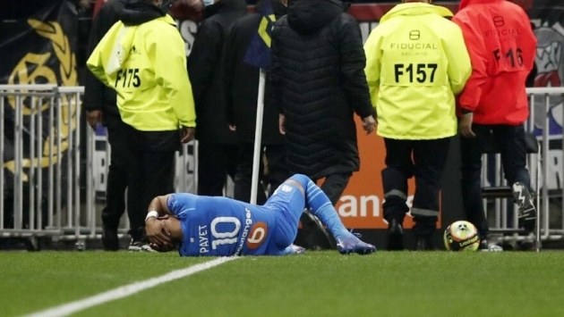 Lyon-Marsilya maçında Payet’i yaralayan taraftara ibretlik ceza