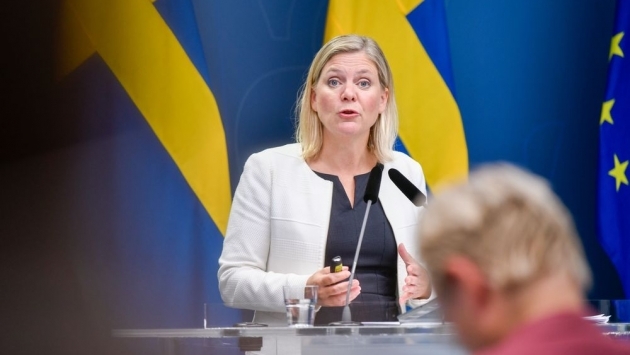İsveç'in ilk kadın başbakanı Andersson, göreve geldikten saatler sonra istifa etti