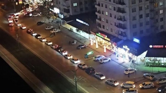 AKP’li Aydemir: Benzin istasyonlarında kuyruk yok, araç sayısı fazla