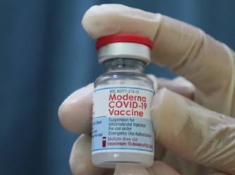 Moderna, Omicron varyantı için 'takviye doz' aşı geliştirecek