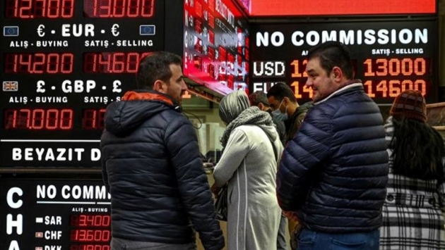 Financial Times, Türkiye'de tasarrufların korunabilmesinin yöntemini yazdı