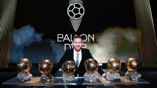 2021 Ballon d’Or ödülünü Lionel Messi kazandı