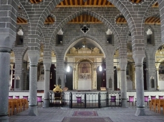 Şok iddia: Ekonomik krizdeki Türkiye kiliseleri satışa çıkardı