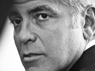 Clooney: Şüpheli hamleler yapan bir ülkenin hava yolu şirketinin reklam teklifini reddettim