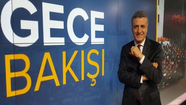 TRT Haber sunucusu canlı yayında Ekşi Sözlük'e hakaret etti