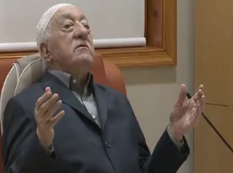 Fethullah Gülen Hocaefendi'nin katıldığı  'Dua saati' programından görüntüler