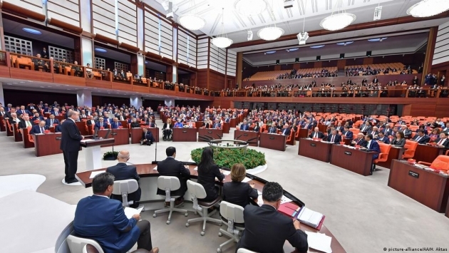28 milletvekili hakkındaki dokunulmazlık dosyası Meclis’e sunuldu