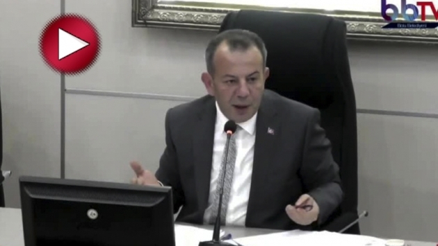 Bolu belediye meclisinde AKP'li üyeyi zabıtalar çıkardı