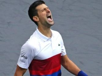 Djokovic’in Avustralya’ya girişine aşı ve vize engeli