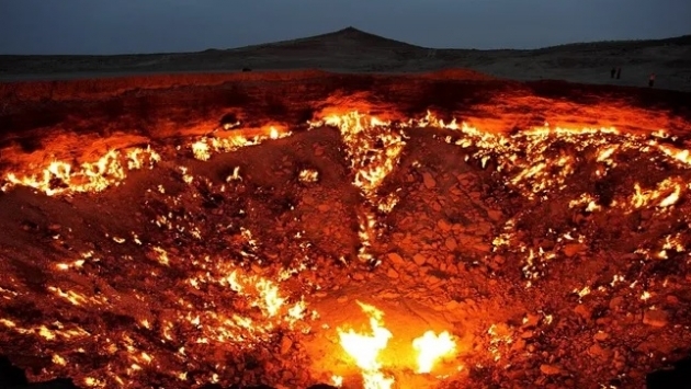 Türkmenistan 50 yıldır yanan 'Cehennem Kapısı'nı kapatacak