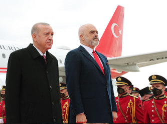 Arnavutluk Başbakanı'ndan Erdoğan'a ret: Gülen taraftarlarını vermeyi resmen reddettik