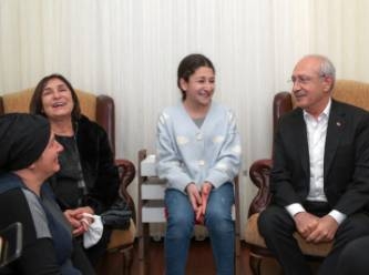 Kılıçdaroğlu, imam hatip öğrencisinin evine misafir oldu