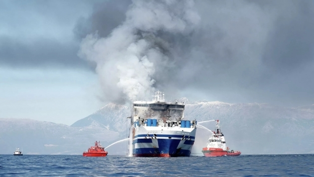 Yunanistan'daki feribot yangınında kaybolan yolculardan biri bulundu