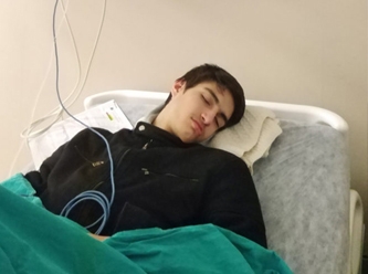 Alparslan Kuytul'un 15 yaşındaki oğlu polisin darbeleri sonrası beyin kanaması geçirdi