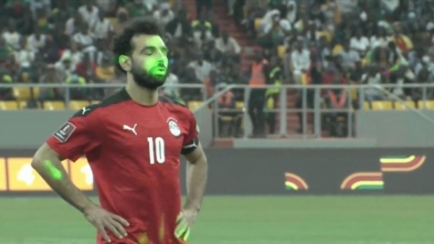 Mohamed Salah’ın suratına tutulan lazer ışıkları olay yarattı