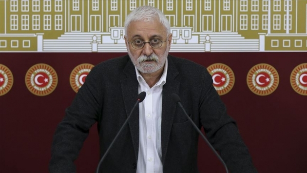 HDP'li Oluç basın toplantısında rahatsızlandı