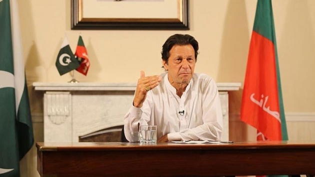 Pakistan'da Başbakan İmran Han güvenoyu alamadı, hükümet düştü