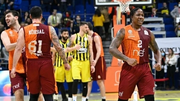 Basketbolda derbi Galatasaray'ın