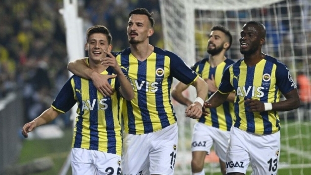Fenerbahçe seriyi 9 maça çıkardı!