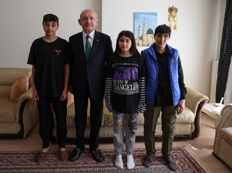 Kılıçdaroğlu elektriği kesik bir aileyi daha ziyaret etti: 'Hiçbirimiz aydınlıkta değiliz'
