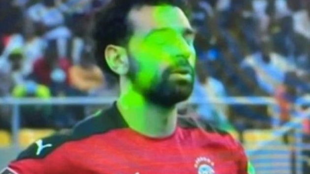 Salah'a penaltı esnasında tutulan lazerin cezası belli oldu