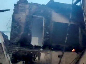 Ukrayna: Rusya okul binasını bombaladı, onlarca kişi enkaz altında