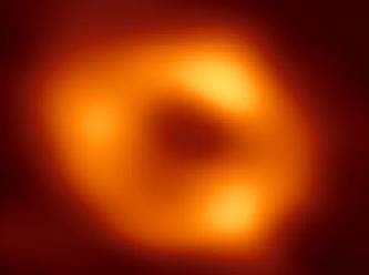 Samanyolu Galaksisi'ndeki dev kara deliğin ilk fotoğrafı çekildi
