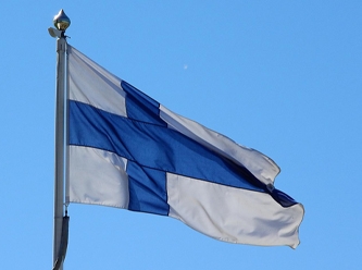 Finlandiya parlamentosu Putin ve Erdoğan'a rağmen NATO üyeliğini oyladı