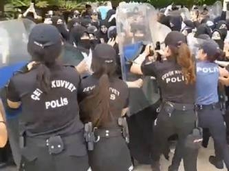 Furkan gönüllüsü kadınları bu sefer 'başörtüsüz polislere' dövdürdüler