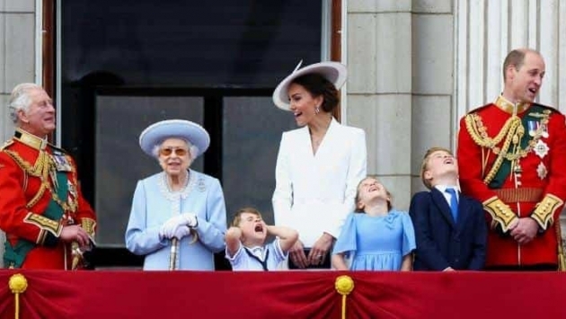 Kraliçe 2’nci Elizabeth tahtta 70’inci yılını kutluyor